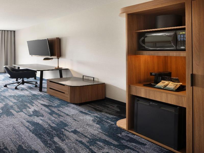 Fairfield Inn & Suites By Marriott West Kelowna image