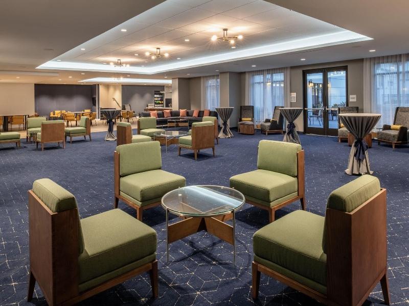 Courtyard By Marriott Santa Cruz image
