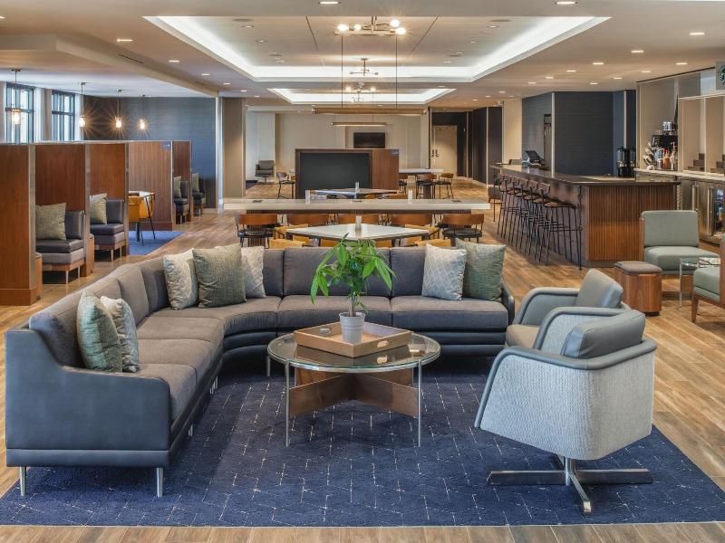 Courtyard By Marriott Santa Cruz image