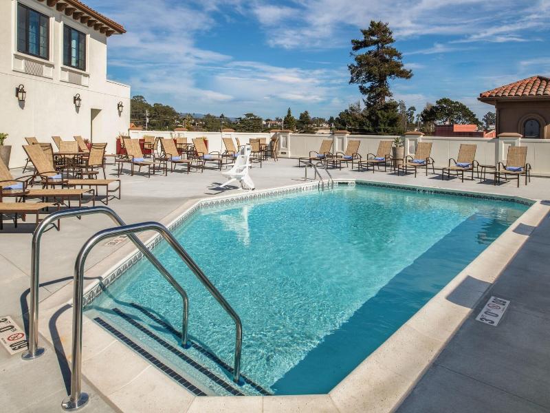 Courtyard By Marriott Santa Cruz image