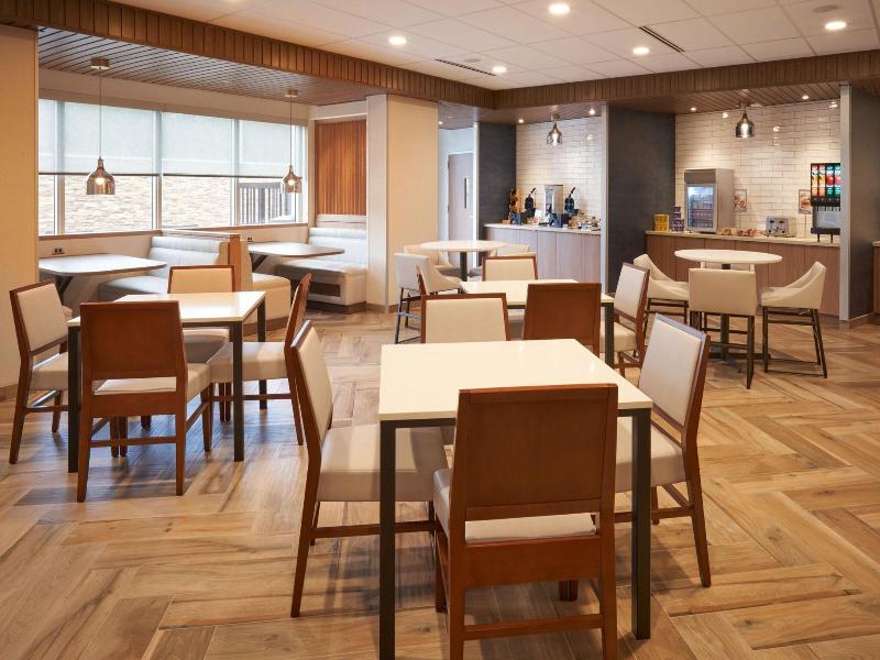 Fairfield Inn & Suites By Marriott West Palm Beach image