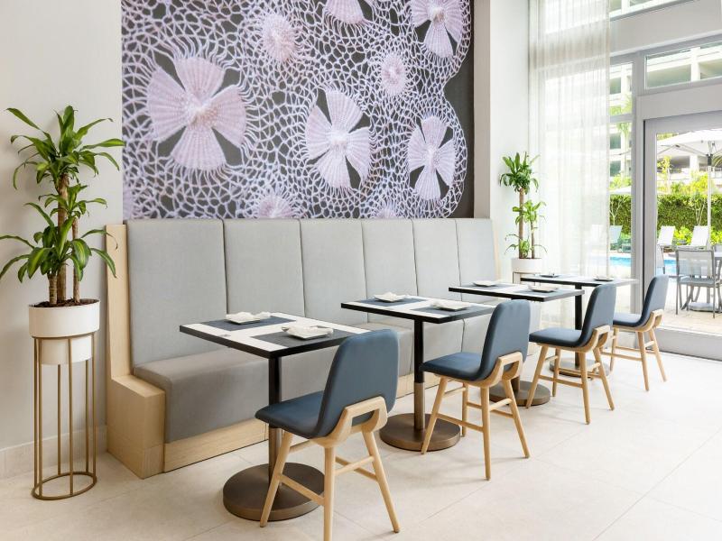 Residence Inn By Marriott San Juan Isla Verde image