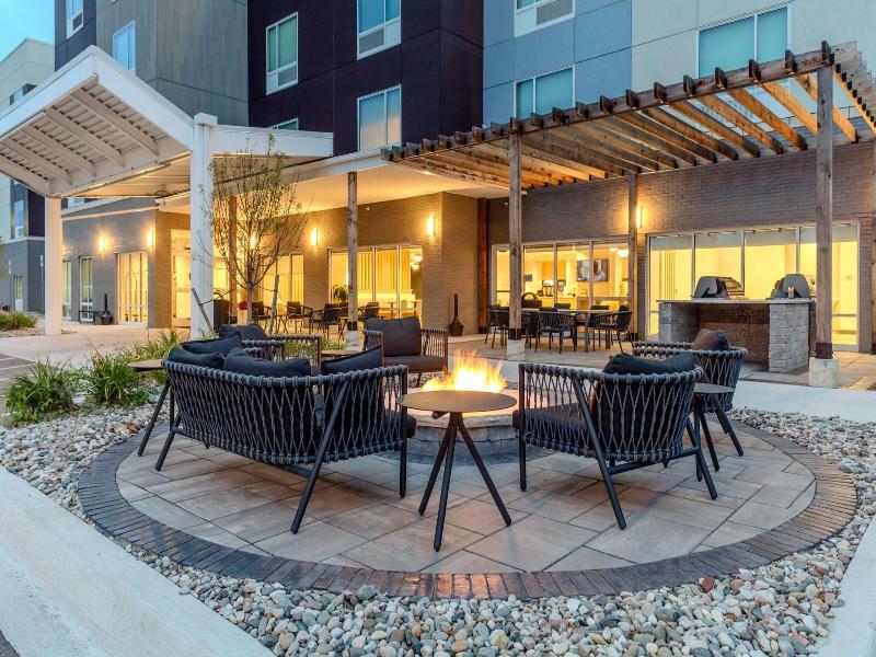 Towneplace Suites By Marriott Chesterfield image
