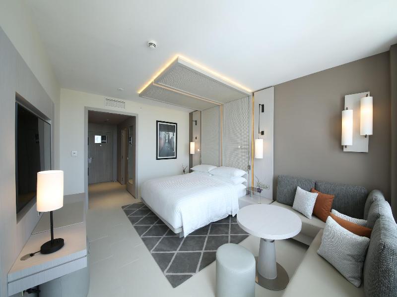 Rabat Marriott Hotel image