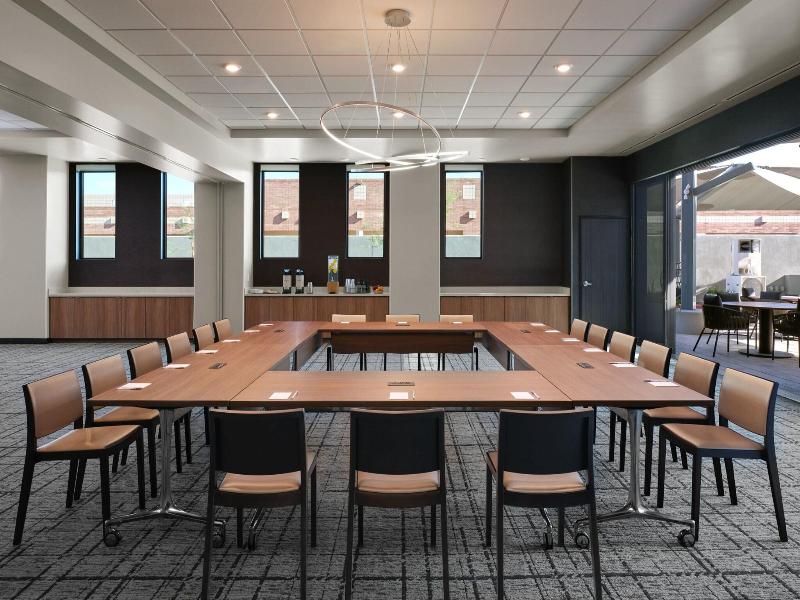 Towneplace Suites By Marriott Tempe image