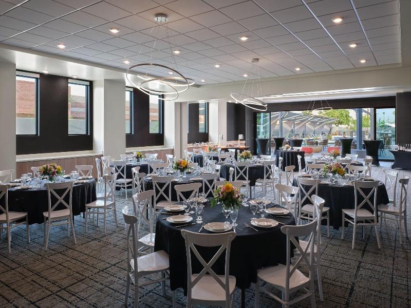 Towneplace Suites By Marriott Tempe image