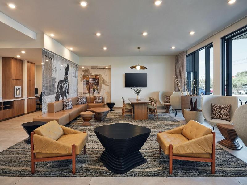 Towneplace Suites By Marriott Tempe image