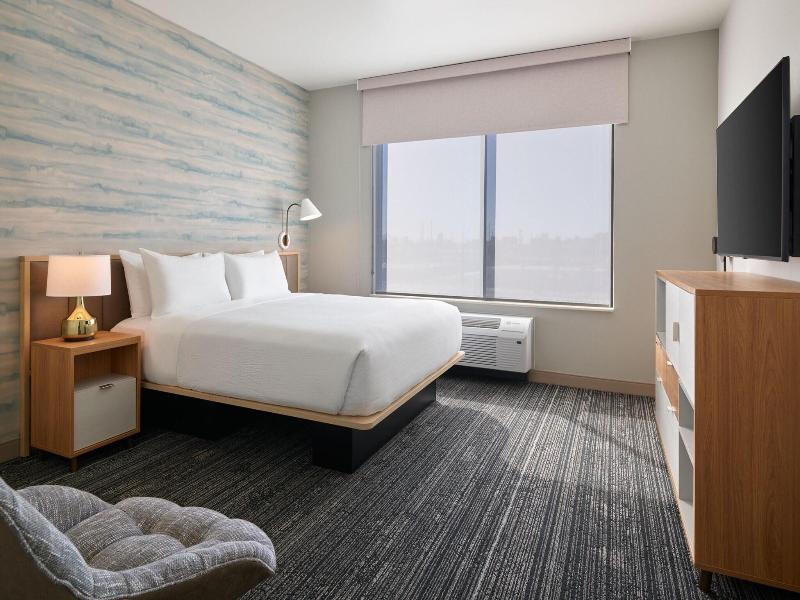 Towneplace Suites By Marriott Tempe image