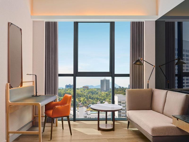Sheraton Kuching Hotel image