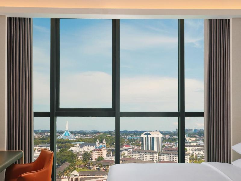 Sheraton Kuching Hotel image