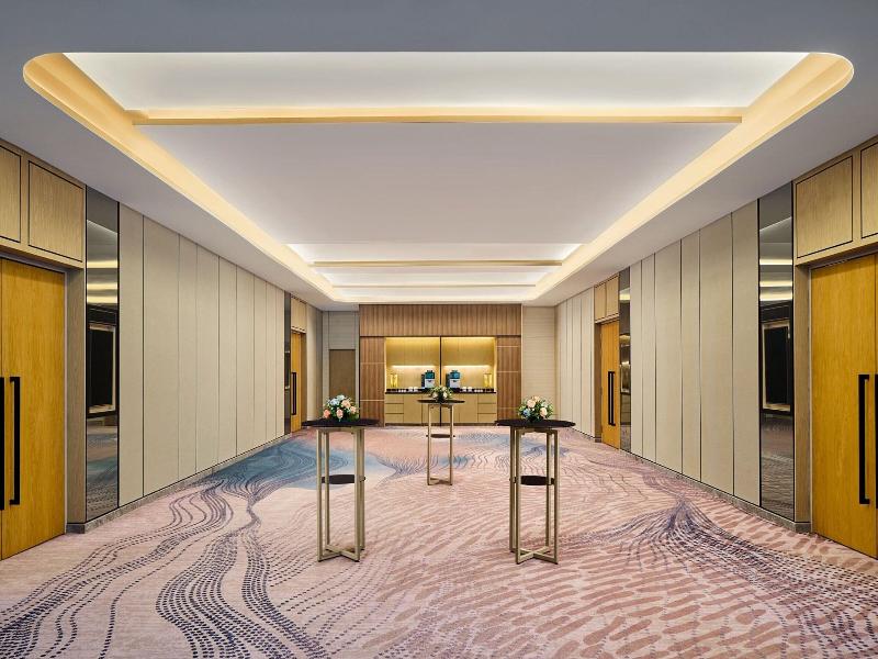 Sheraton Kuching Hotel image