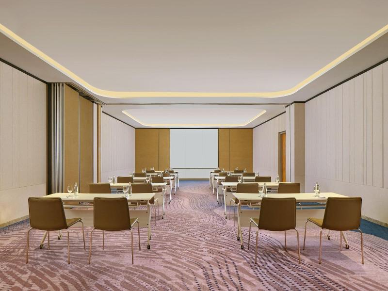 Sheraton Kuching Hotel image