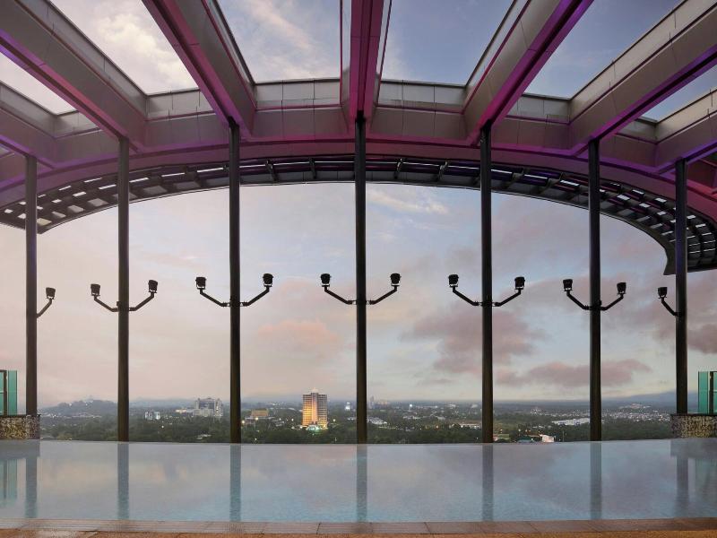 Sheraton Kuching Hotel image