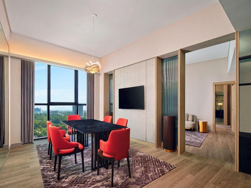 Sheraton Kuching Hotel image