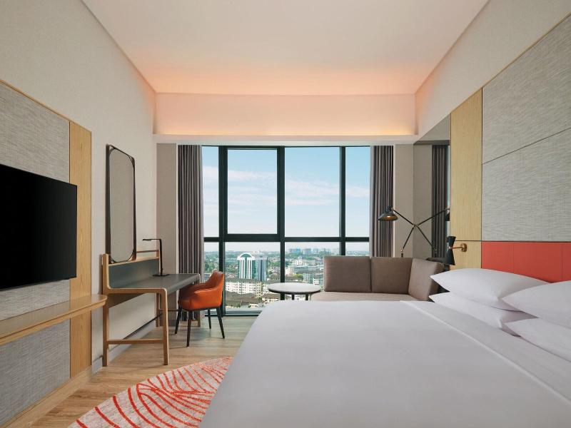 Sheraton Kuching Hotel image