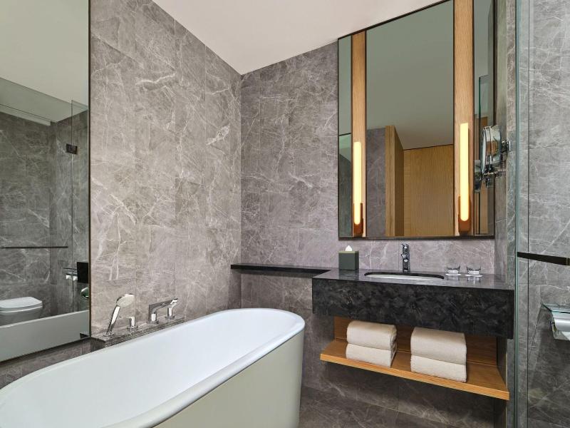 Sheraton Kuching Hotel image