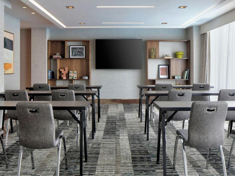 Le Meridien Fort Worth Downtown image
