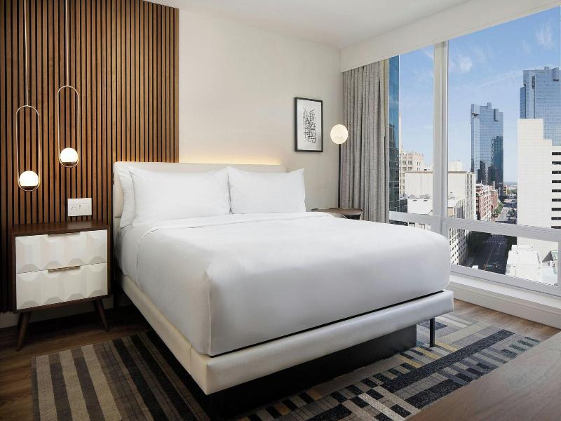 Le Meridien Fort Worth Downtown image