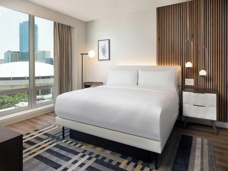 Le Meridien Fort Worth Downtown image
