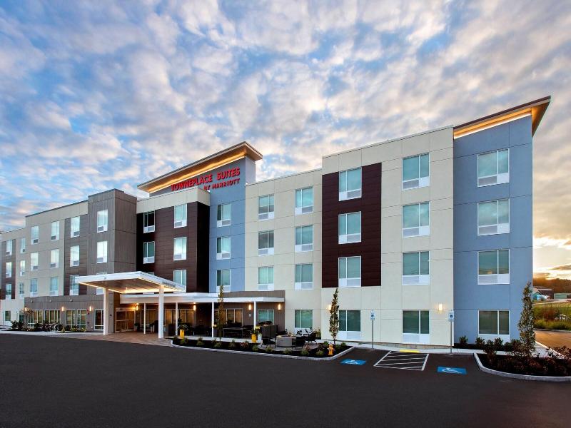 Towneplace Suites By Marriott Portland Airport Me image