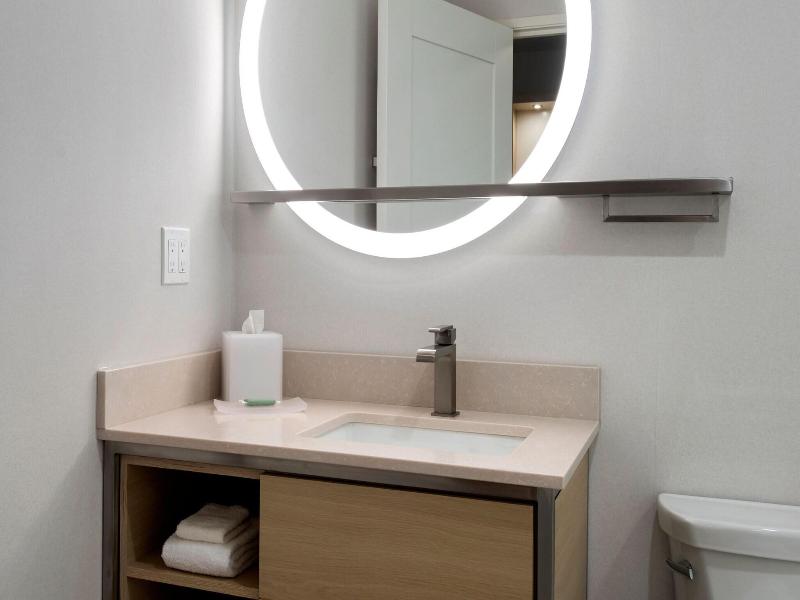 Towneplace Suites By Marriott Portland Airport Me image