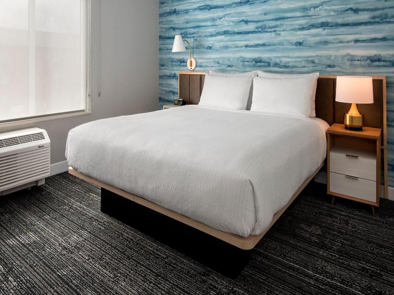 Towneplace Suites By Marriott Portland Airport Me image