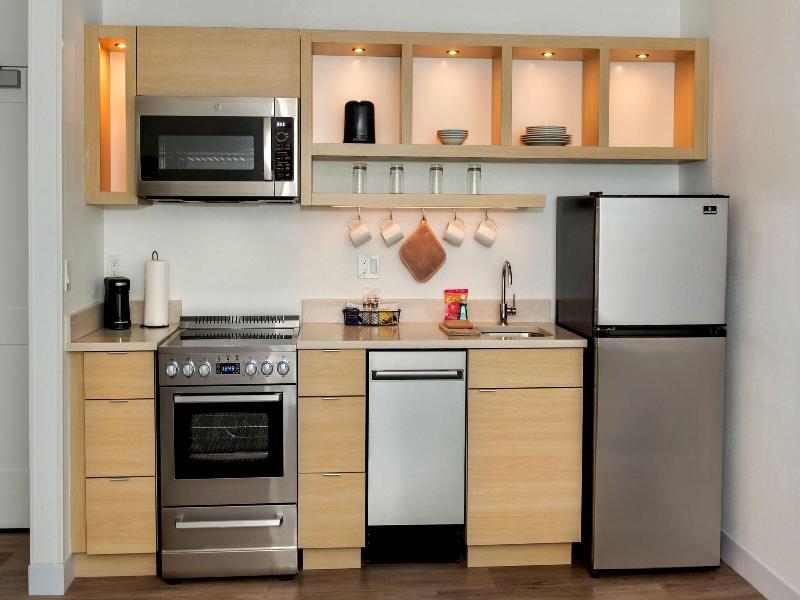 Towneplace Suites By Marriott Portland Airport Me image