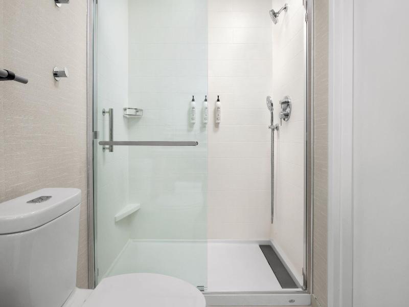 Delta Hotels By Marriott Colonial Heights image
