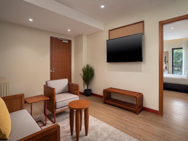 Protea Hotel Luanda image