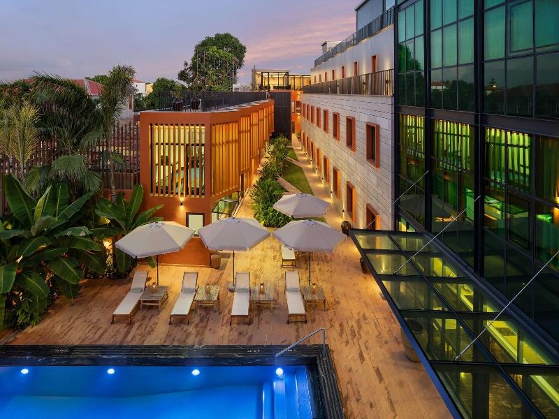 Protea Hotel Luanda image