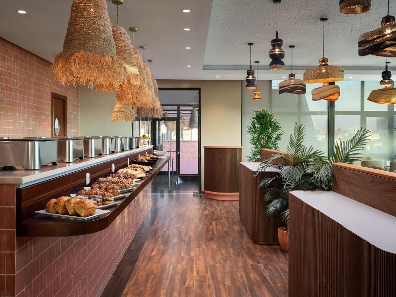 Protea Hotel Luanda image