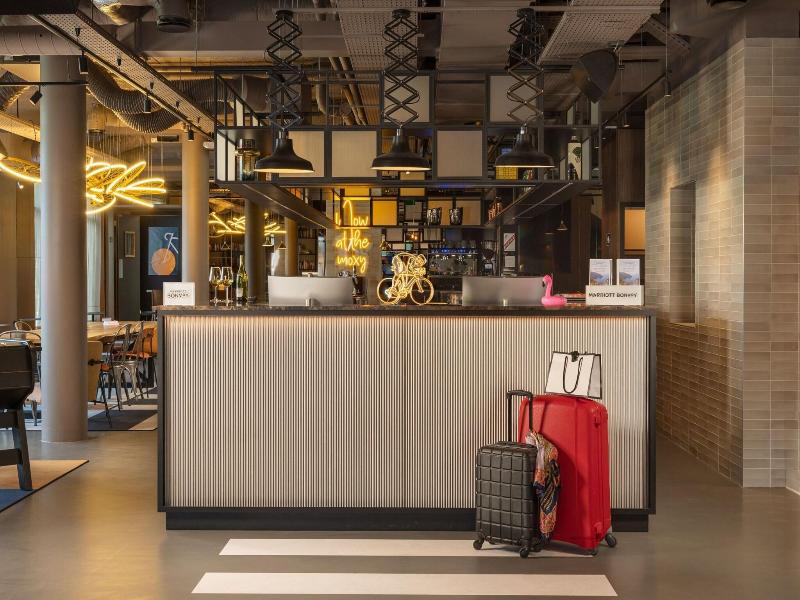 Moxy Paris Clamart image