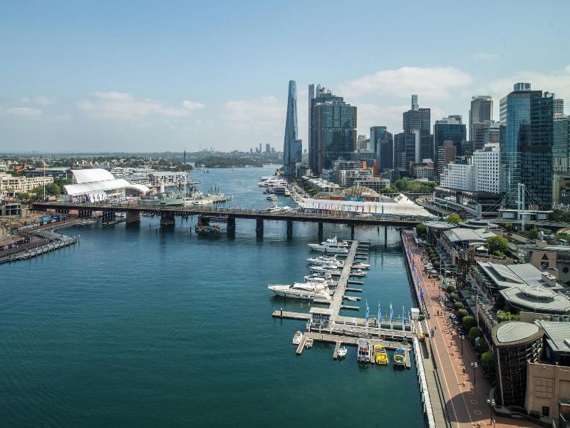W Sydney image
