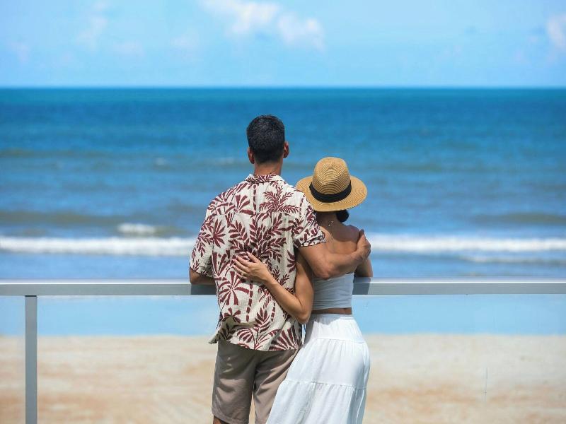 Renaissance Daytona Beach Oceanfront Hotel image