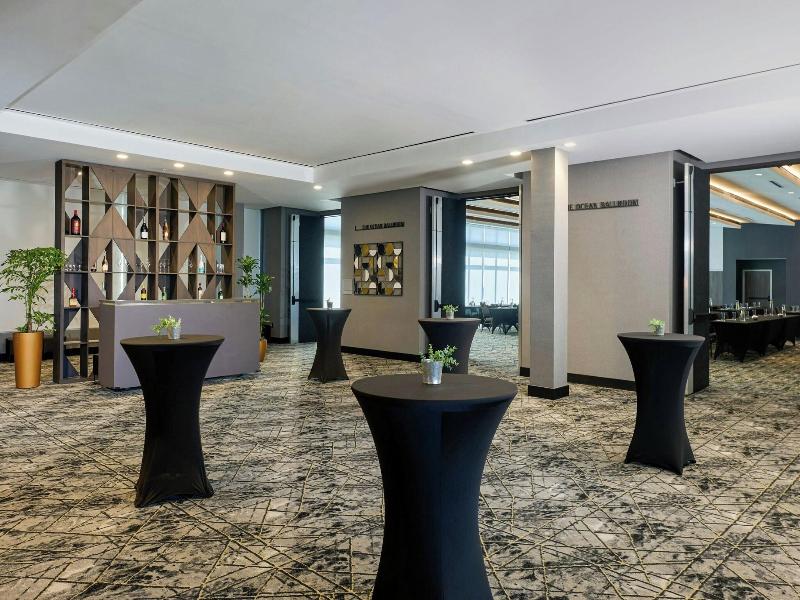 Renaissance Daytona Beach Oceanfront Hotel image
