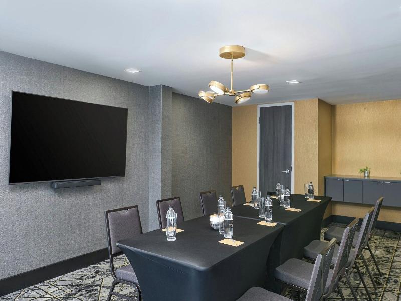 Renaissance Daytona Beach Oceanfront Hotel image