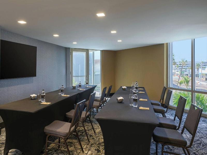 Renaissance Daytona Beach Oceanfront Hotel image