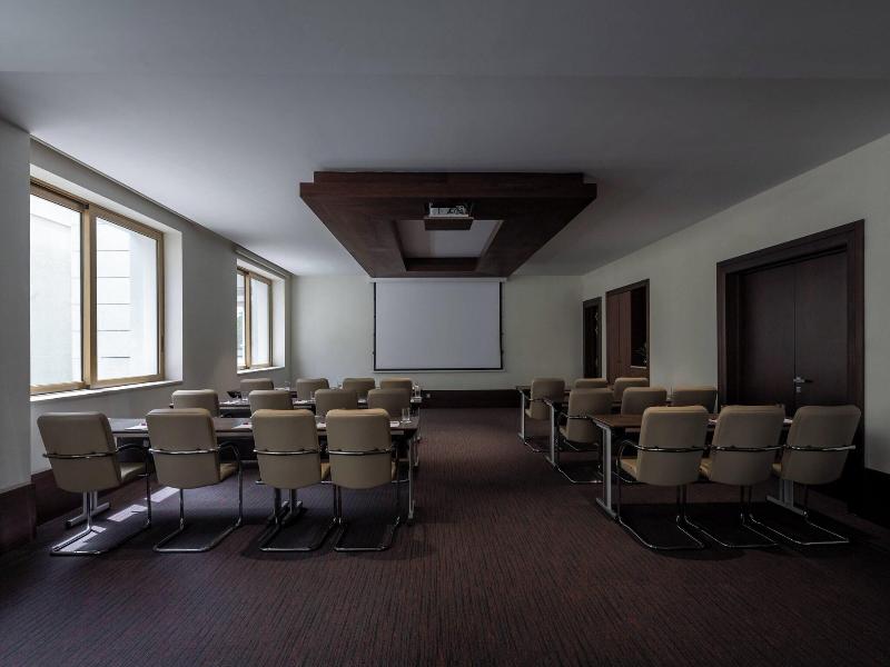 Algiers Marriott Hotel Bab Ezzouar image