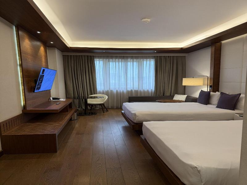 Algiers Marriott Hotel Bab Ezzouar image
