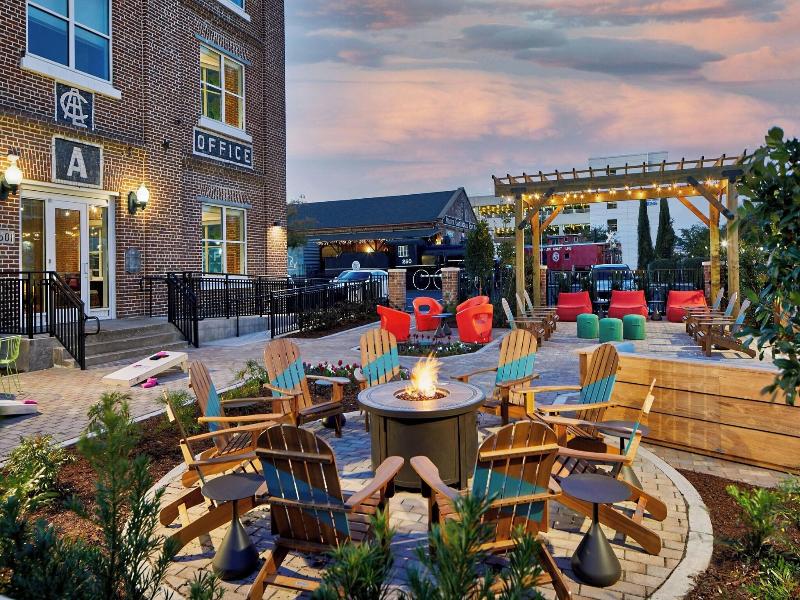 Aloft Wilmington At Coastline Center image