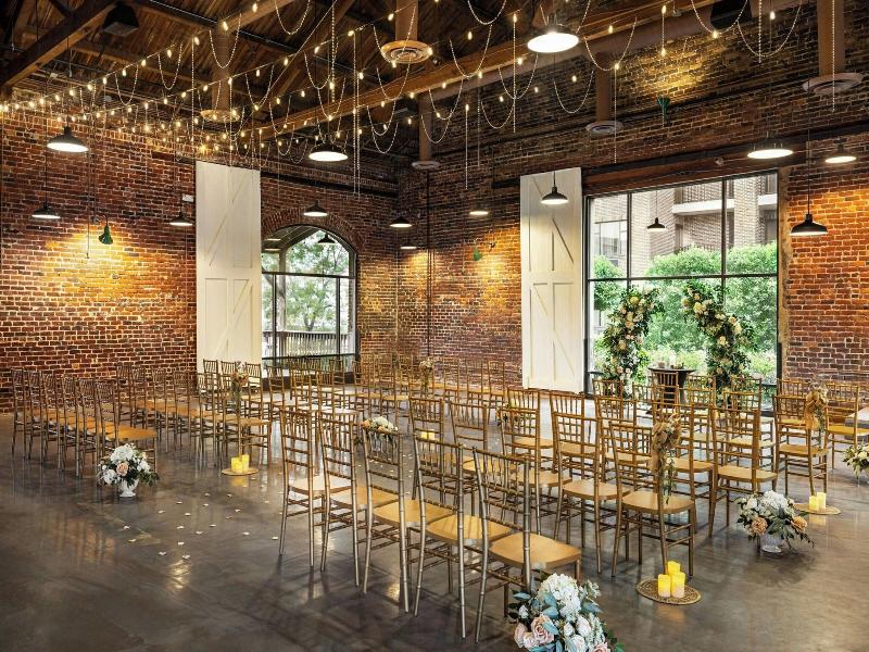 Aloft Wilmington At Coastline Center image