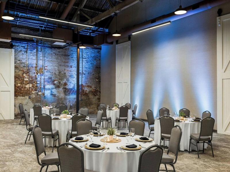 Aloft Wilmington At Coastline Center image