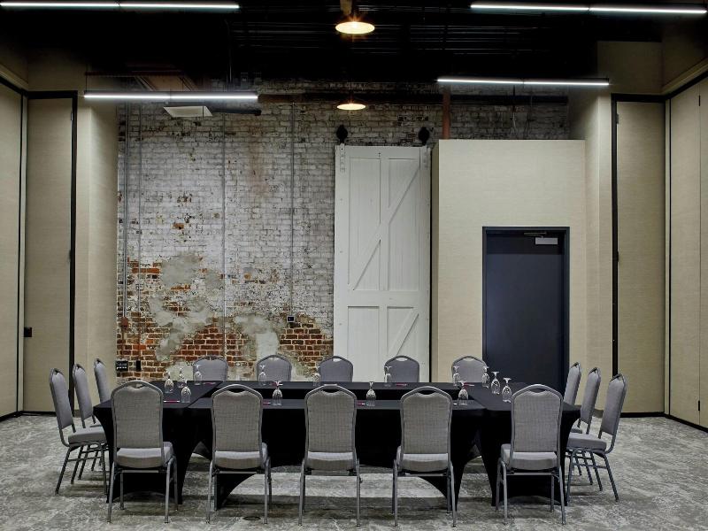 Aloft Wilmington At Coastline Center image