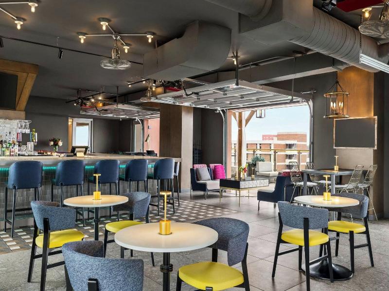 Aloft Wilmington At Coastline Center image