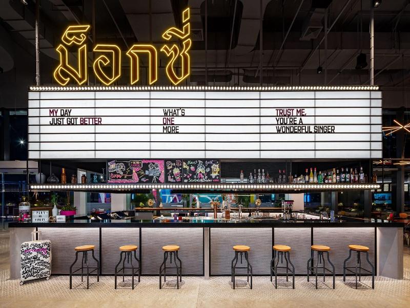 Moxy Bangkok Ratchaprasong image