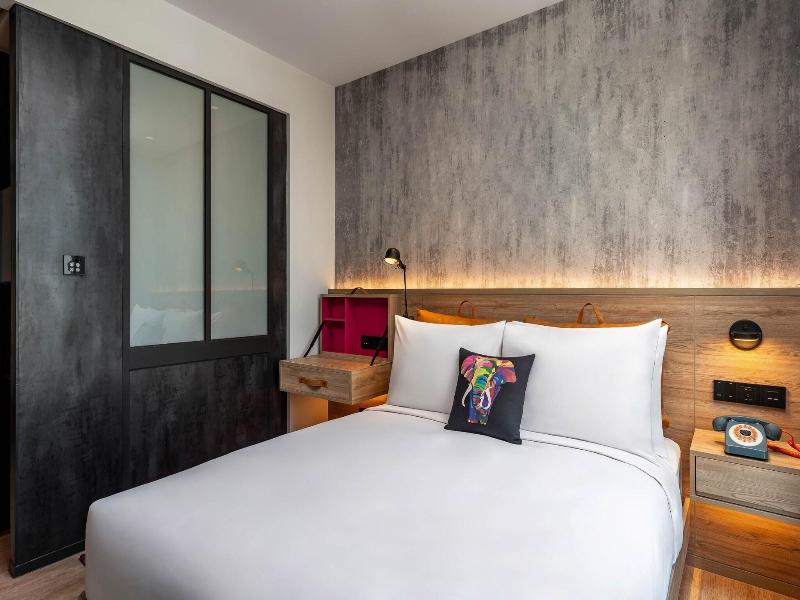 Moxy Bangkok Ratchaprasong image