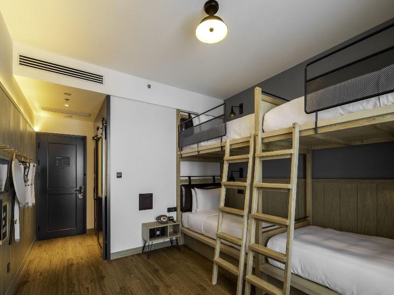 Moxy Nanjing Jiangning image