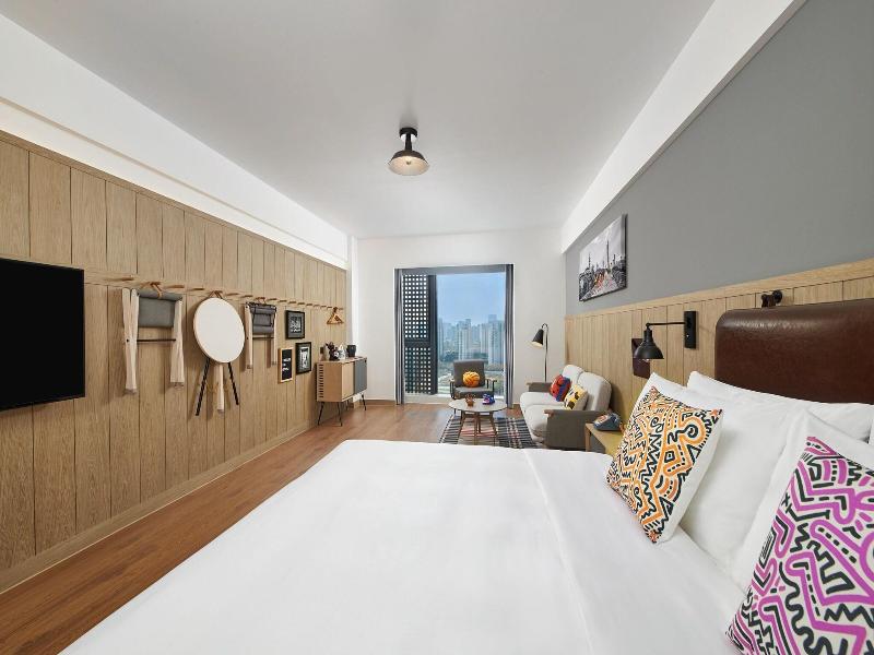 Moxy Nanjing Jiangning image