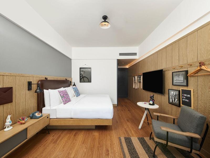 Moxy Nanjing Jiangning image