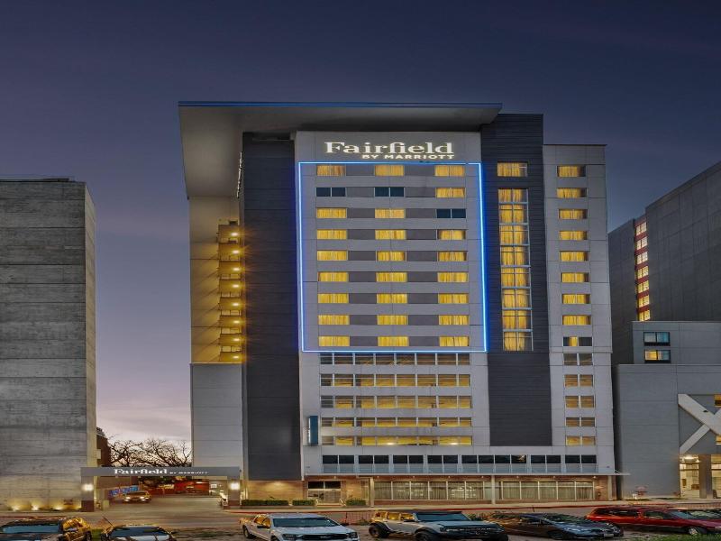 Fairfield Inn & Suites By Marriott Austin Downtown image